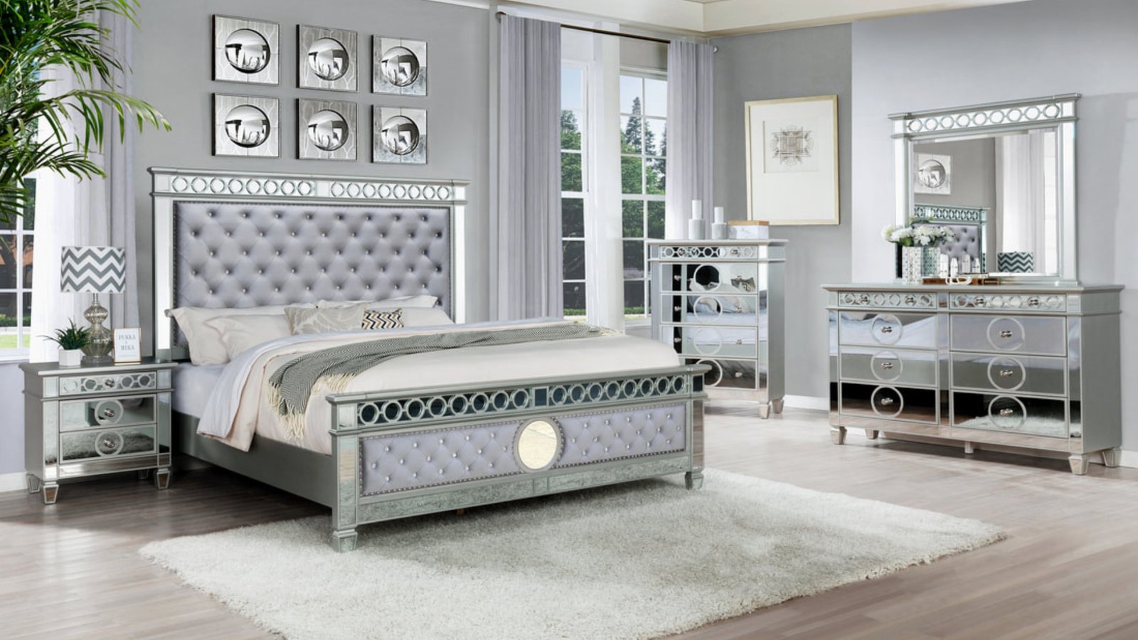 Mirrored Glam Queen Bedroom Set